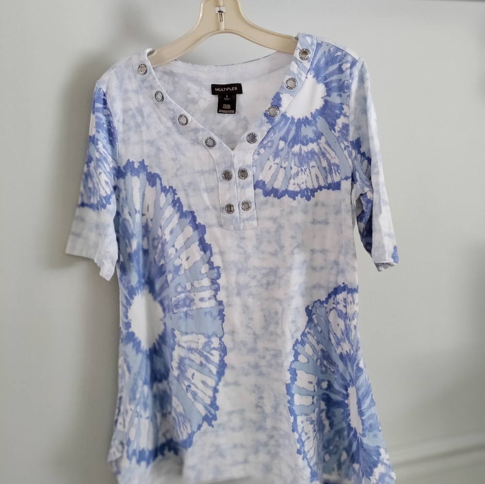 Multiples lightweight long flowy tunic. Silver eyelets at neckline.